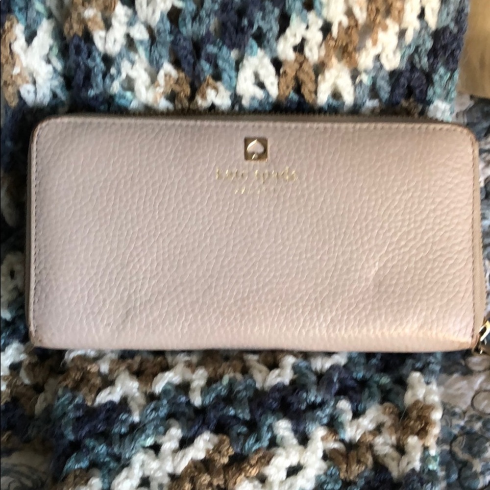 PREOWNED Kate Spade Neda Grant Park Wallet